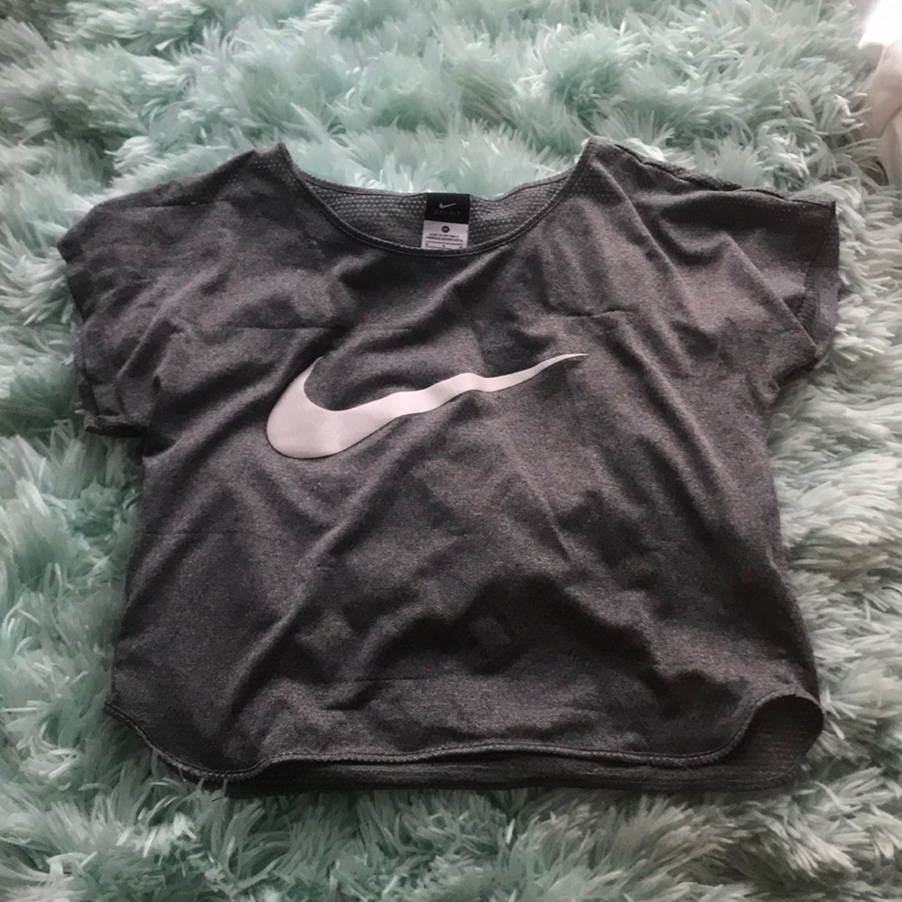 Nike tee